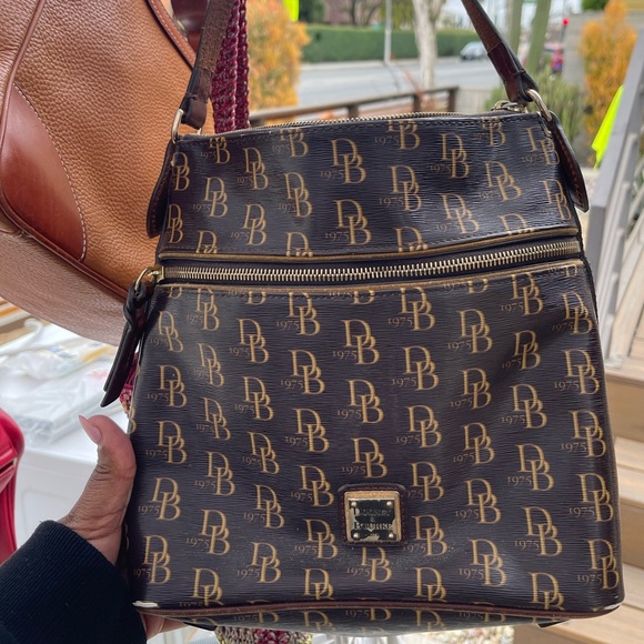 Dooney & Bourke Shoulder bag - Picture 2 of 4